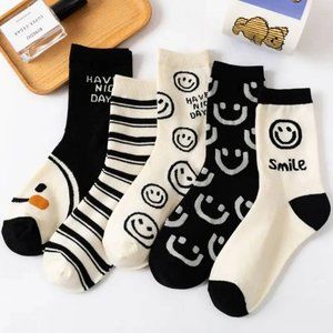 5-Pack Black White Smiley Face Womens Cotton Socks
